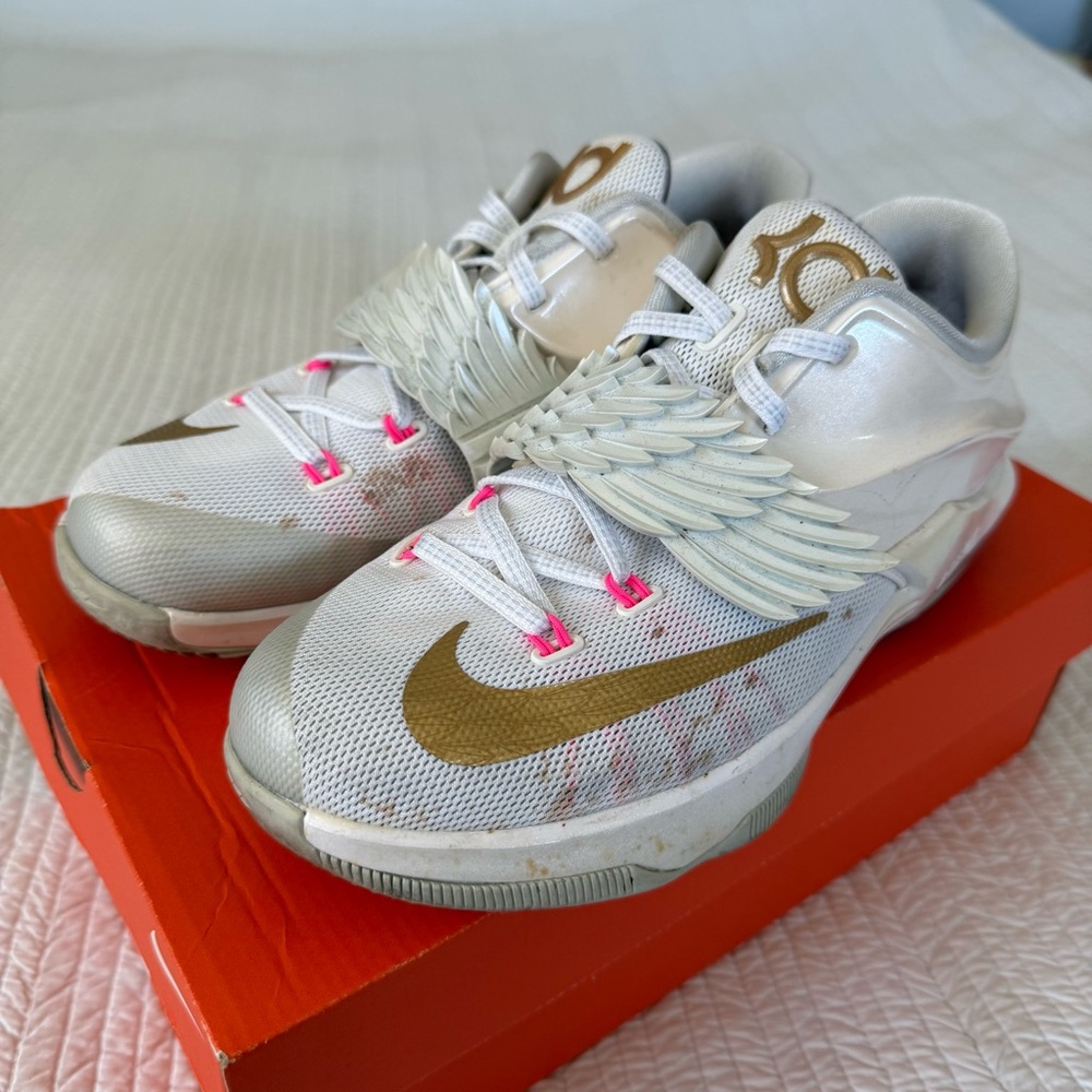 Nike KD7 Aunt Pearl